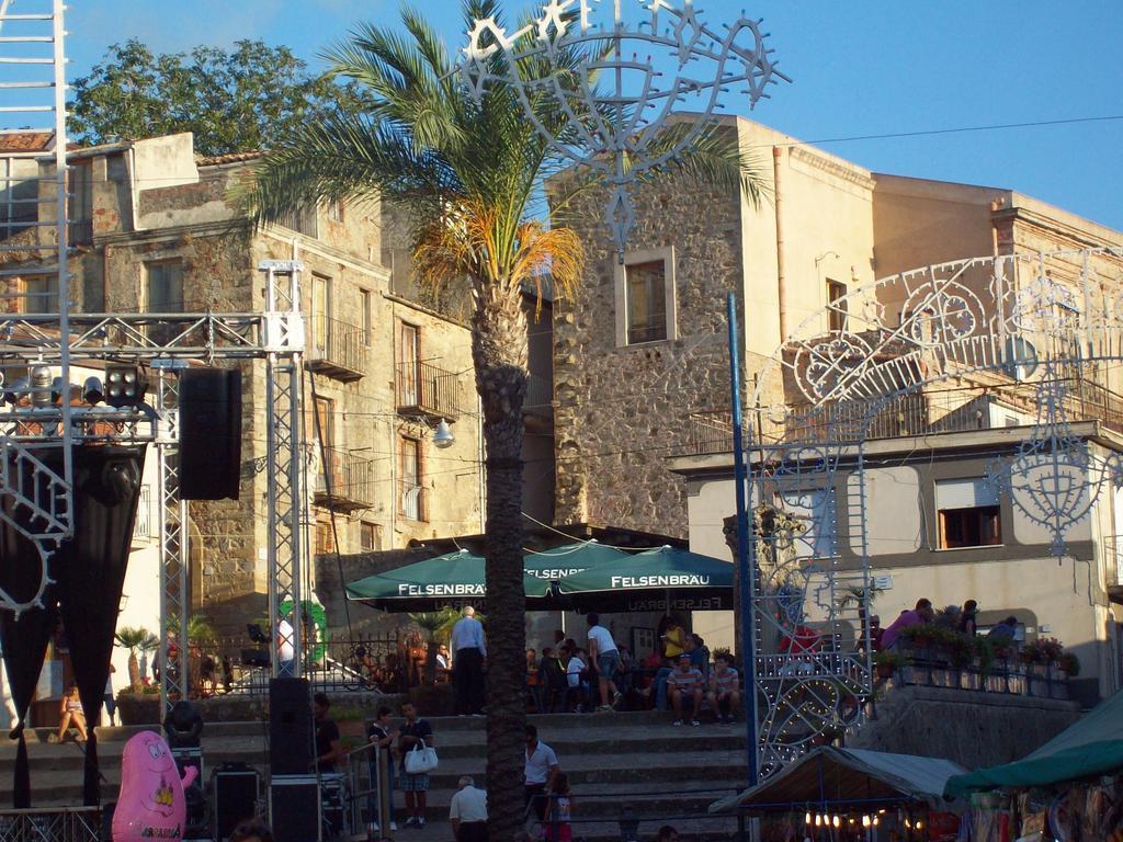 Al Fakhar Bed & Breakfast Ficarra Exterior photo
